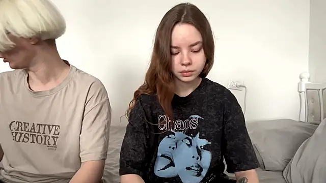 Snapshot of EhtelBiondi chatting on 11, 2, 2026 EhtelBiondi online show from 11, 2, 2026