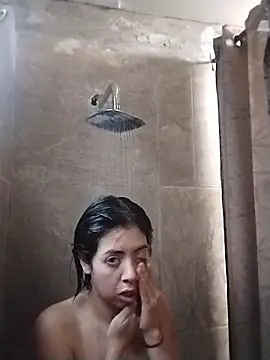 Lollysmile26 online show from 5, 3, 2026