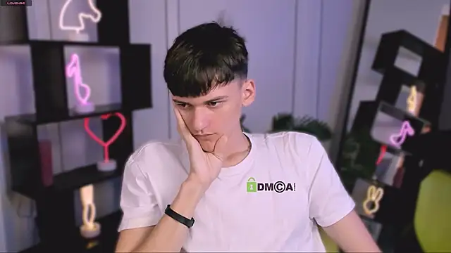 Snapshot of rico_steel chatting on 9, 10, 2025 rico steel online show from 9, 10, 2025