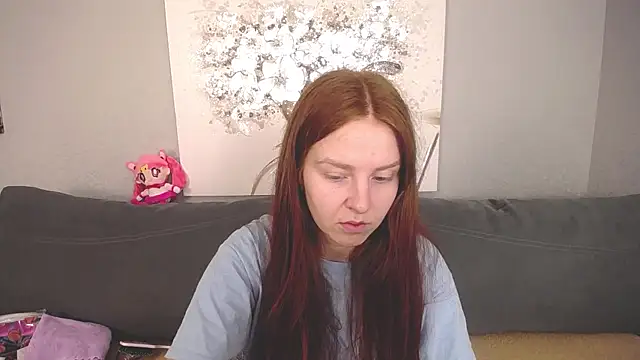 Evarey  online show from 9, 10, 2025