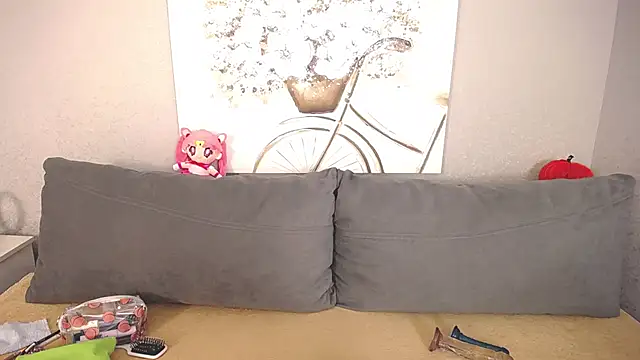 Evarey  online show from 22, 10, 2025