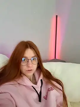 Evarey  online show from 10, 2, 2026