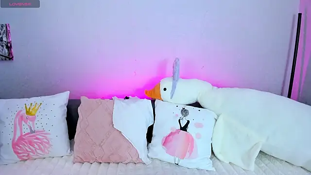 Evarey  online show from 3, 4, 2026