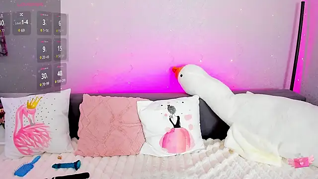 Evarey  online show from 9, 4, 2026