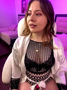 kattee adams online show from 7, 1, 2026