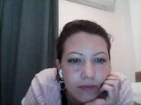 Snapshot of Karivane chatting on 6, 3, 2026 Karivane online show from 6, 3, 2026