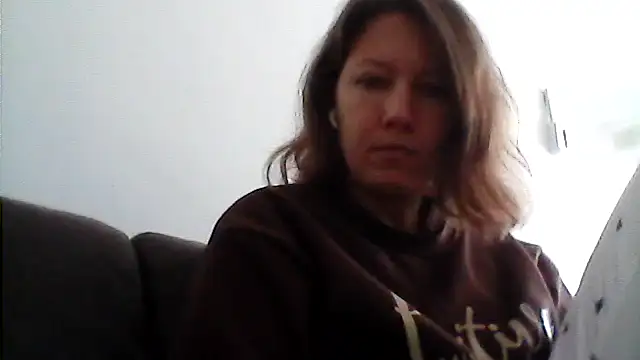 Snapshot of Karivane chatting on 26, 3, 2026 Karivane online show from 26, 3, 2026