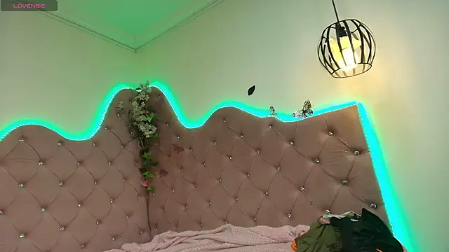 Snapshot of Addyy_02 chatting on 22, 2, 2026 Addyy 02 online show from 22, 2, 2026