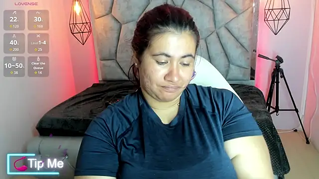 Addyy 02 online show from 27, 5, 2026