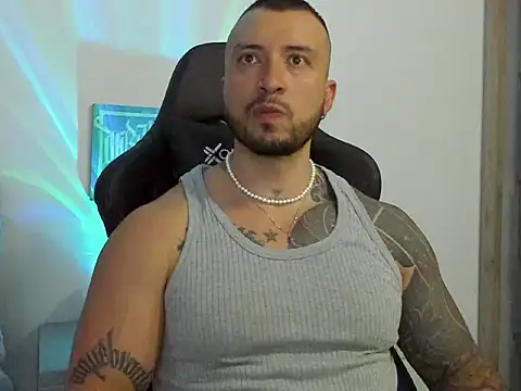 Dave-Max01 online show from 28, 10, 2025