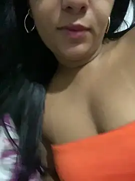 Snapshot of Brunamorenago chatting on 4, 4, 2026 Brunamorenago online show from 4, 4, 2026