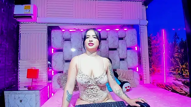 RubyEvanns online show from 21, 7, 2026