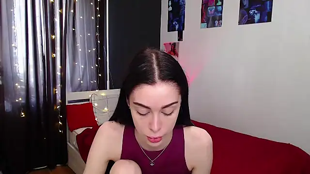 ariel is on vacation online show from 13, 10, 2025