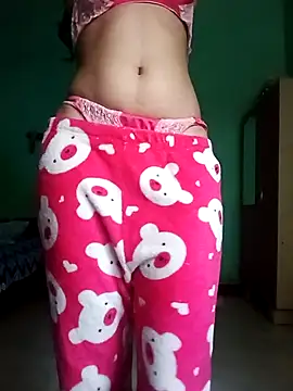 Hornyme18 online show from 27, 10, 2025