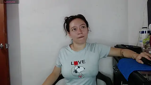 Damara Rolands- online show from 5, 11, 2025