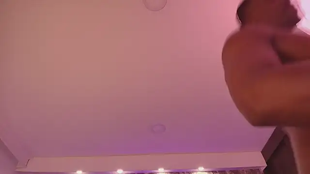 DenzelRios online show from 4, 3, 2026