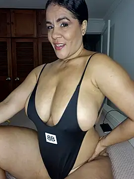 Snapshot of karla-bruni chatting on 18, 2, 2026 karla-bruni online show from 18, 2, 2026