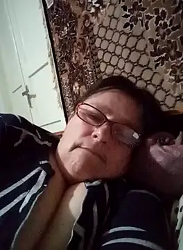 Snapshot of MilaCold5443 chatting on 4, 4, 2026 MilaCold5443 online show from 4, 4, 2026