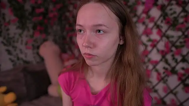 Petite Polly online show from 22, 11, 2025