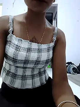 sexy Lili 01 online show from 7, 10, 2025