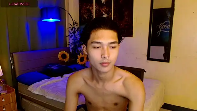 Snapshot of AsianCarl chatting on 8, 11, 2025 AsianCarl online show from 8, 11, 2025