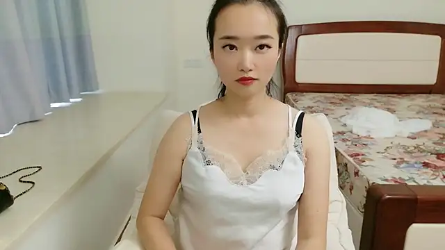 Snapshot of qwqwhyhyhy chatting on 9, 10, 2025 qwqwhyhyhy online show from 9, 10, 2025