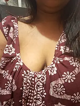 Snapshot of janu-janvi chatting on 11, 11, 2025 janu-janvi online show from 11, 11, 2025