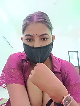Snapshot of Hot_radhaji chatting on 2, 8, 2026 Hot radhaji online show from 2, 8, 2026