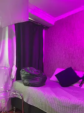 KarinaFlowers  online show from 11, 2, 2026