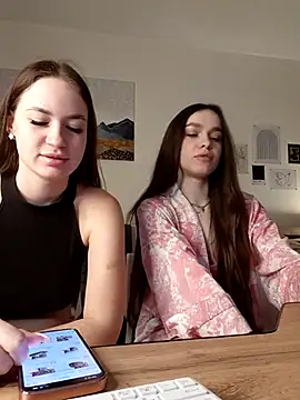 MayaGlow online show from 2, 2, 2026