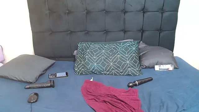 Snapshot of CaramelBootty chatting on 14, 1, 2026 CaramelBootty online show from 14, 1, 2026