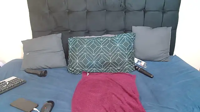 Snapshot of CaramelBootty chatting on 16, 1, 2026 CaramelBootty online show from 16, 1, 2026