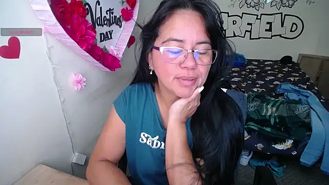 Snapshot of Miss__kendra_ chatting on 21, 6, 2026 Miss kendra online show from 21, 6, 2026