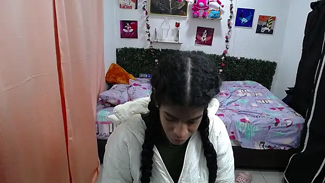 Snapshot of thianahorny chatting on 16, 4, 2026 thianahorny online show from 16, 4, 2026