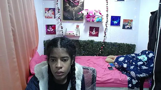 Snapshot of thianahorny chatting on 27, 4, 2026 thianahorny online show from 27, 4, 2026