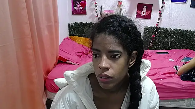 Snapshot of thianahorny chatting on 3, 5, 2026 thianahorny online show from 3, 5, 2026