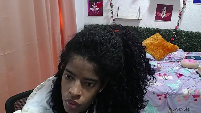 Snapshot of thianahorny chatting on 9, 5, 2026 thianahorny online show from 9, 5, 2026