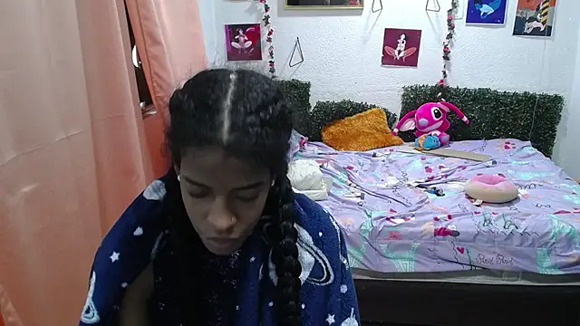 thianahorny online show from 8, 6, 2026