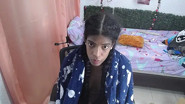 thianahorny online show from 10, 6, 2026