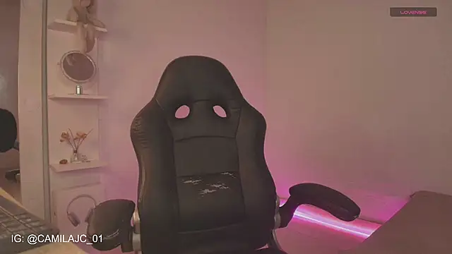 KIMMIE 01 online show from 19, 3, 2026