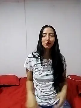 Snapshot of valenys chatting on 7, 10, 2025 valenys online show from 7, 10, 2025