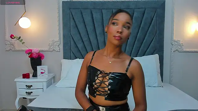 Bella-Torres online show from 16, 2, 2026