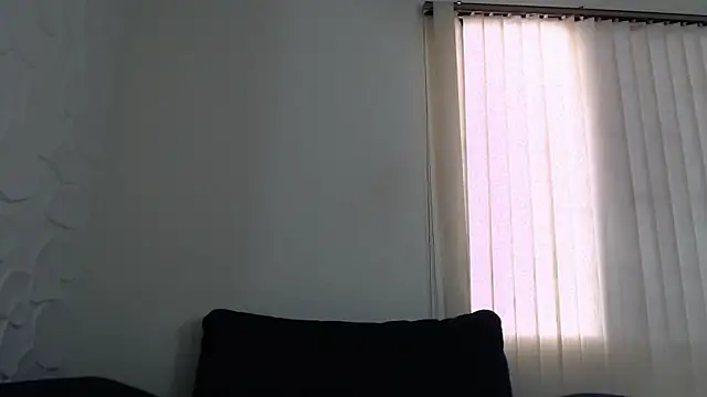 Snapshot of ChloeeRosse chatting on 9, 10, 2025 ChloeeRosse online show from 9, 10, 2025