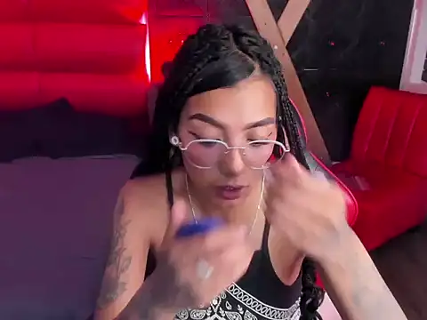 KarlaSlutSkinny   online show from 19, 5, 2026