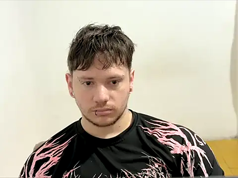 Snapshot of Skol_100802 chatting on 21, 3, 2026 Skol 100802 online show from 21, 3, 2026