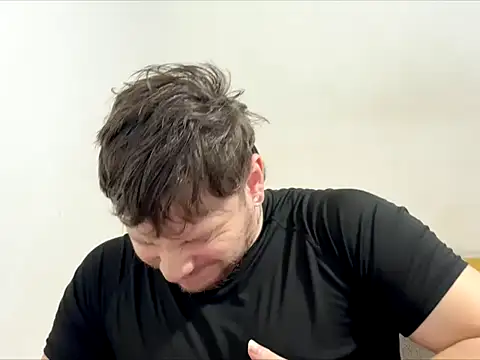 Snapshot of Skol_100802 chatting on 29, 3, 2026 Skol 100802 online show from 29, 3, 2026