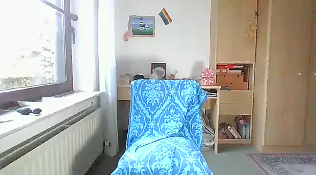 Snapshot of super-snoopy chatting on 5, 12, 2024 super-snoopy online show from 5, 12, 2024