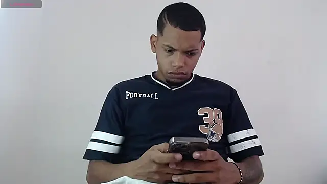 Snapshot of drako_monster chatting on 9, 10, 2025 drako monster online show from 9, 10, 2025