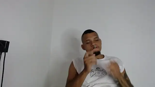 Snapshot of drako_monster chatting on 11, 11, 2025 drako monster online show from 11, 11, 2025