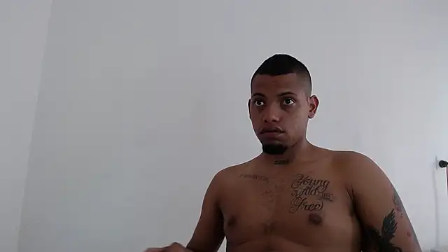 Snapshot of drako_monster chatting on 15, 11, 2025 drako monster online show from 15, 11, 2025